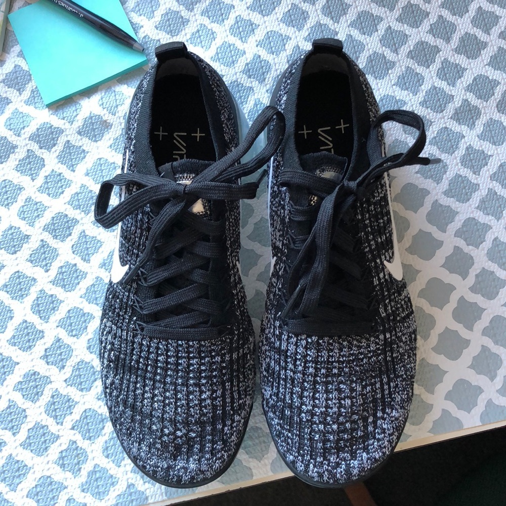 Nike Vapormax Women’s size 7